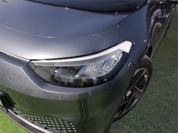 Volkswagen ID.3 2023, 5300 км, за 14199 USD - фото 9