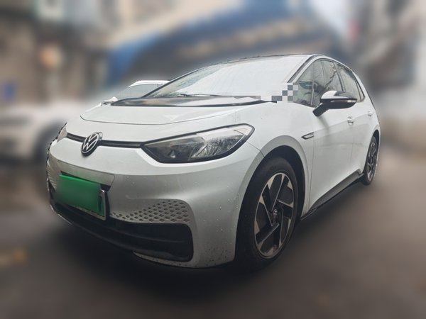 Volkswagen ID.3 2023, 12700 км, за 14238 USD