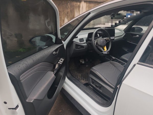 Volkswagen ID.3 2023, 12700 км, за 14238 USD - фото 8
