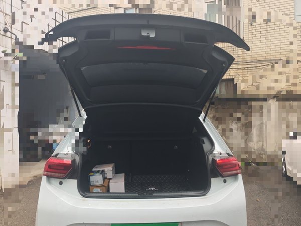 Volkswagen ID.3 2023, 12700 км, за 14238 USD - фото 6