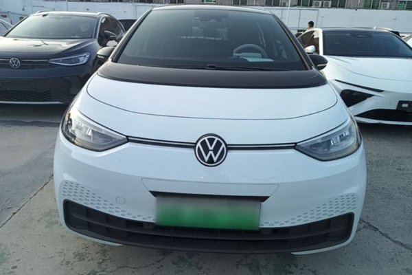 Volkswagen ID.3 2023, 34100 км, за 15315 USD