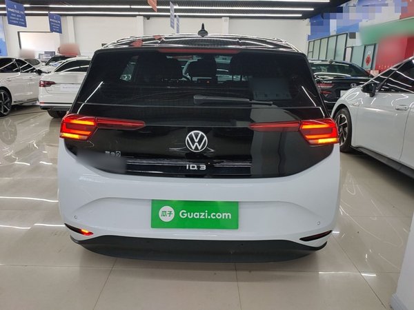 Volkswagen ID.3 2023, 41400 км, за 12955 USD