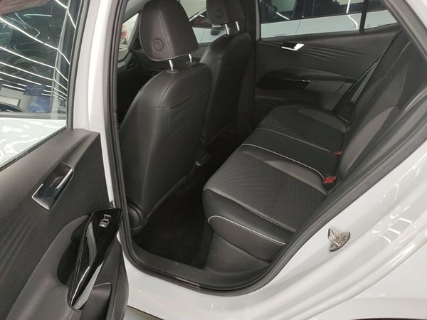 Volkswagen ID.3 2023, 41400 км, за 12955 USD - фото 20