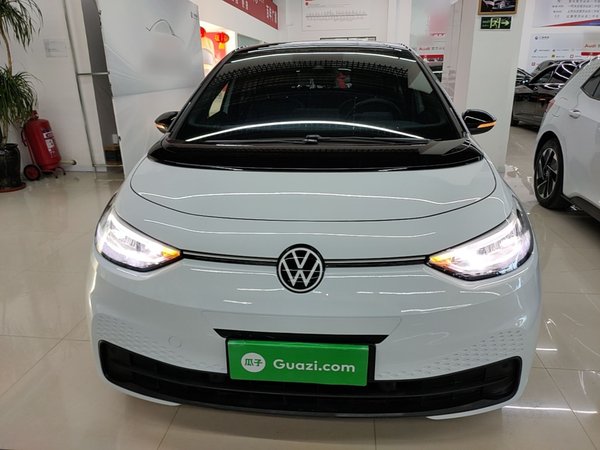 Volkswagen ID.3 2023, 45199 км, за 13401 USD