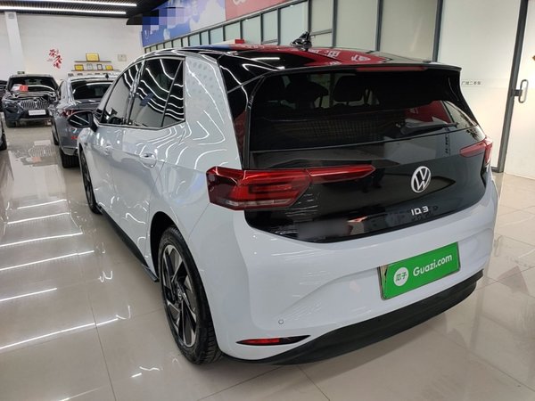 Volkswagen ID.3 2023, 45199 км, за 13401 USD