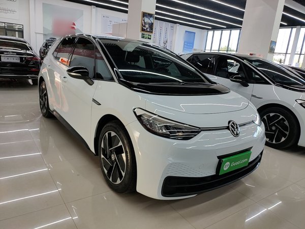 Volkswagen ID.3 2023, 45199 км, за 13401 USD