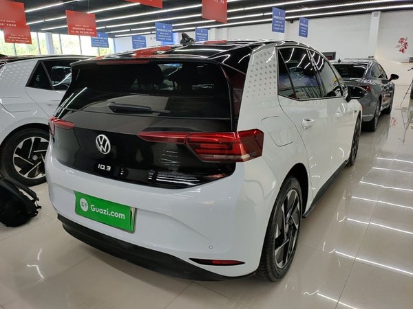 Volkswagen ID.3 2023, 45199 км, за 13401 USD - фото 6