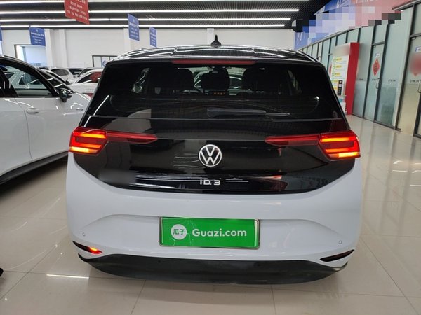 Volkswagen ID.3 2023, 45199 км, за 13401 USD