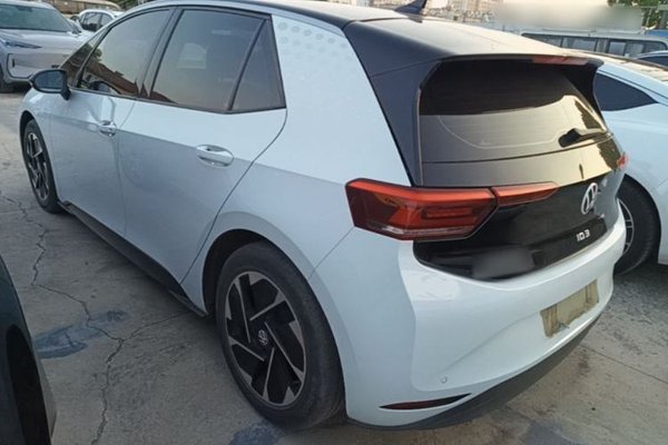 Volkswagen ID.3 2023, 54900 км, за 13516 USD