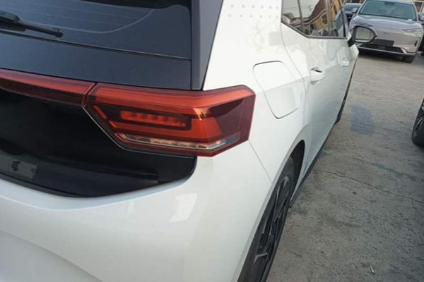 Volkswagen ID.3 2023, 54900 км, за 13516 USD - фото 9
