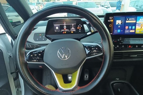 Volkswagen ID.3 2023, 54900 км, за 13516 USD - фото 13