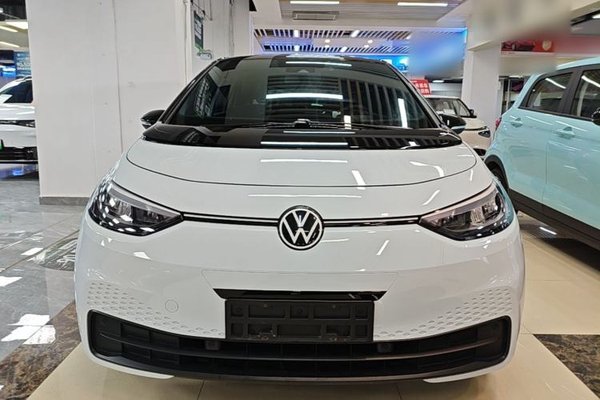 Volkswagen ID.3 2023, за 14395 USD