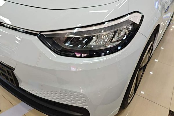 Volkswagen ID.3 2023, за 14395 USD - фото 9
