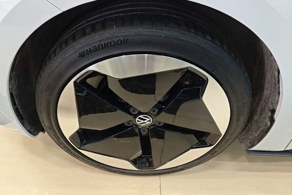 Volkswagen ID.3 2023, за 14395 USD - фото 8