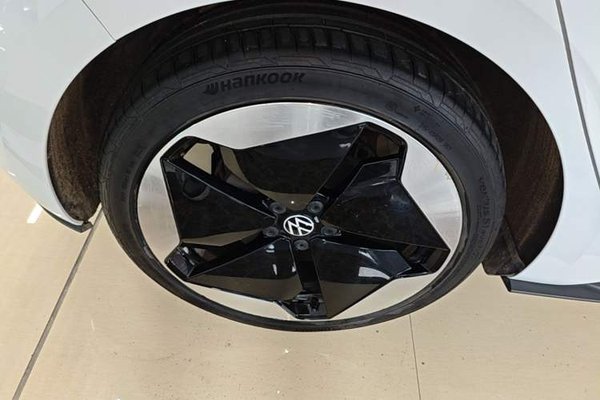 Volkswagen ID.3 2023, за 14395 USD - фото 10