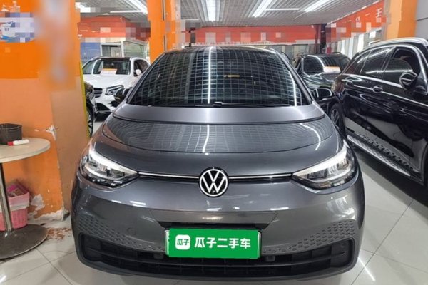 Volkswagen ID.3 2024, 34800 км, за 14023 USD