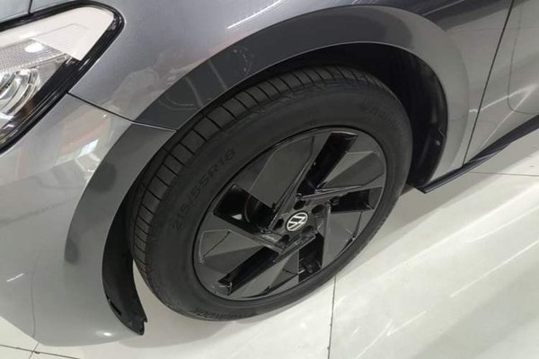Volkswagen ID.3 2024, 34800 км, за 14023 USD - фото 8