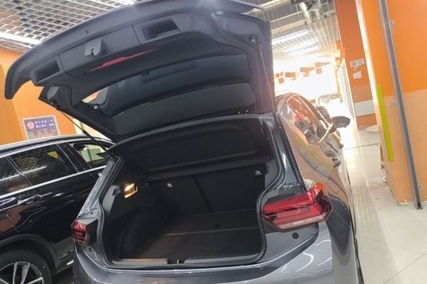 Volkswagen ID.3 2024, 34800 км, за 14023 USD - фото 22