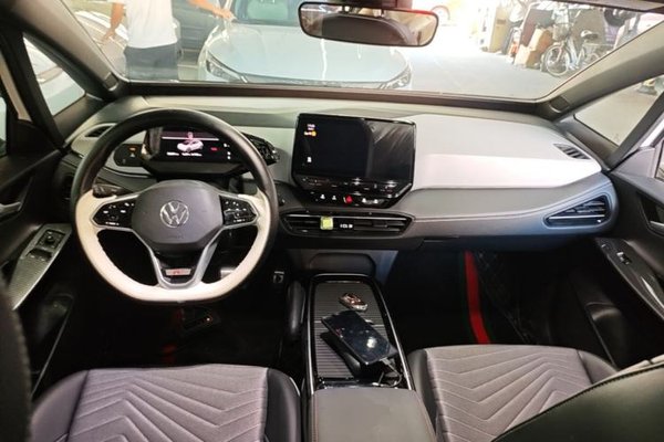 Volkswagen ID.3 2024, 50800 км, за 13490 USD - фото 12