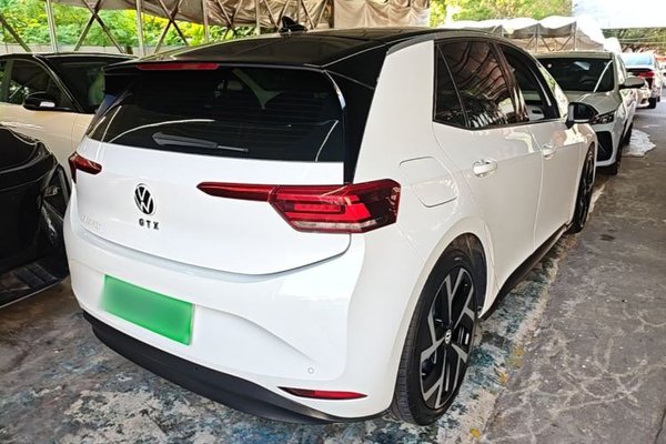 Volkswagen ID.3 2024, 50800 км, за 13490 USD - фото 6