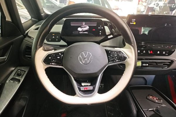 Volkswagen ID.3 2024, 50800 км, за 13490 USD - фото 13