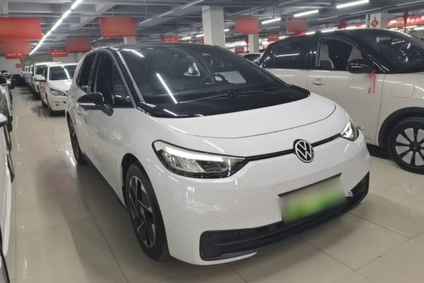 Volkswagen ID.3 2024, 57600 км, за 13298 USD