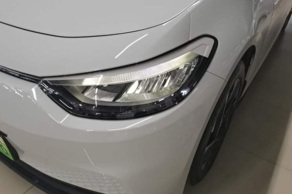 Volkswagen ID.3 2024, 57600 км, за 13298 USD - фото 9