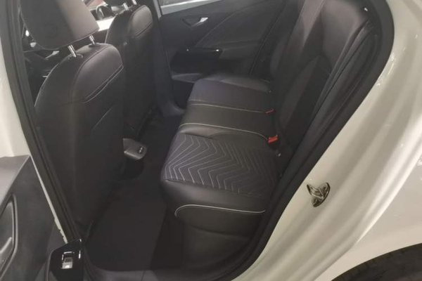 Volkswagen ID.3 2024, 57600 км, за 13298 USD - фото 20