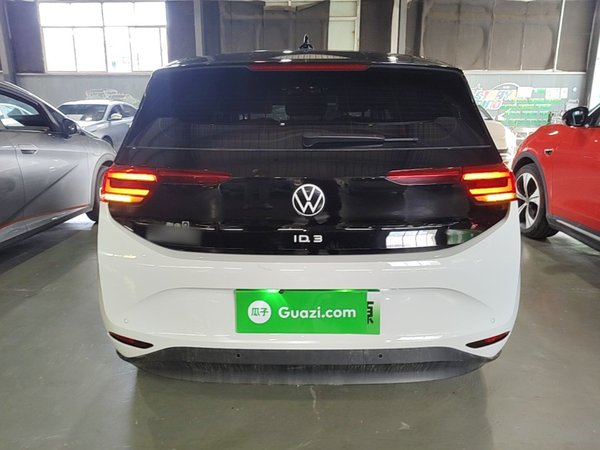 Volkswagen ID.3 2024, 59500 км, за 14156 USD