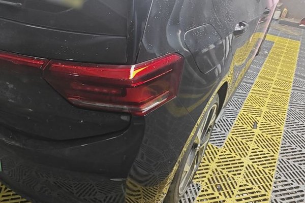 Volkswagen ID.3 2025, 6500 км, за 16367 USD - фото 8
