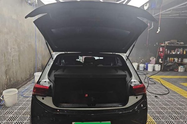 Volkswagen ID.3 2025, 6500 км, за 16367 USD