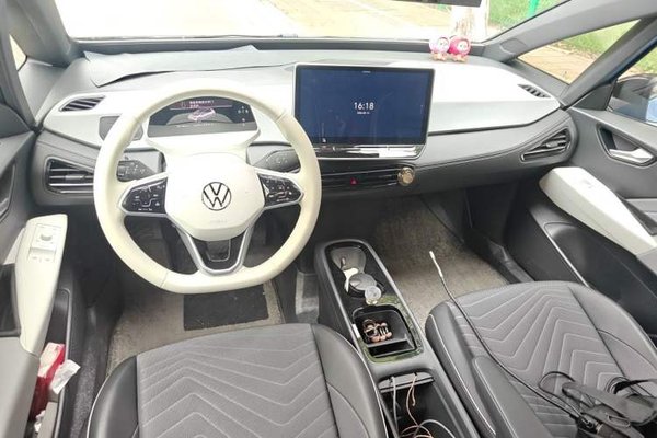 Volkswagen ID.3 2025, 20099 км, за 14643 USD - фото 10