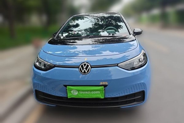 Volkswagen ID.3 2025, 20099 км, за 14643 USD