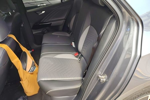 Volkswagen ID.3 2025, 22799 км, за 16810 USD - фото 20
