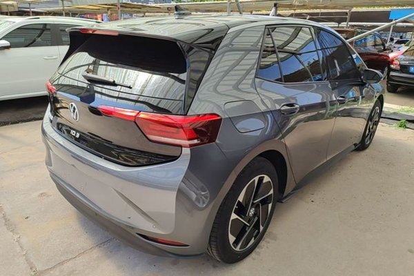 Volkswagen ID.3 2025, 22799 км, за 16810 USD - фото 6