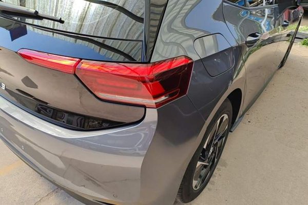 Volkswagen ID.3 2025, 22799 км, за 16810 USD - фото 7