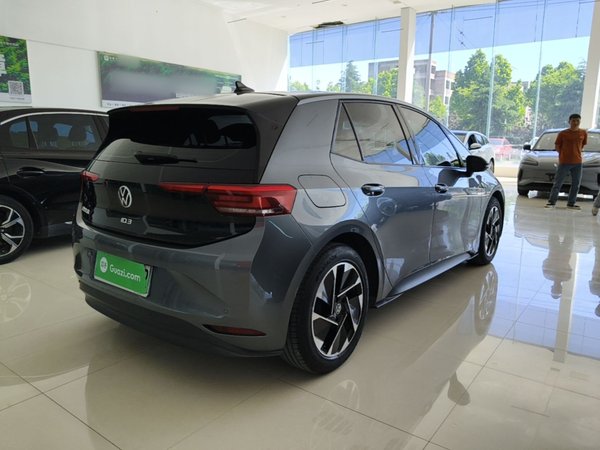 Volkswagen ID.3 2025, 22400 км, за 14817 USD - фото 6