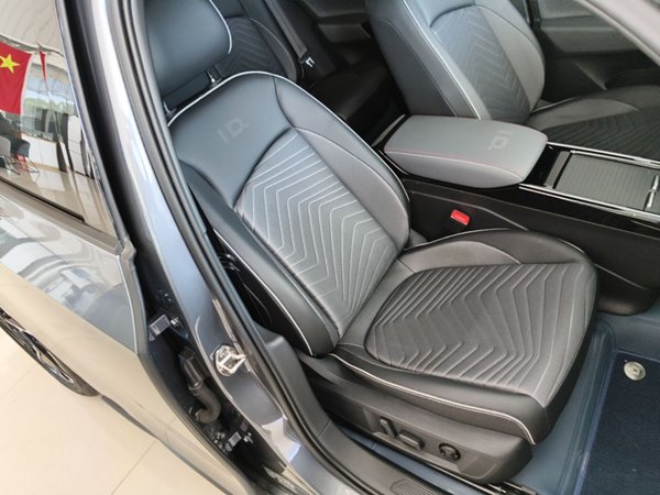 Volkswagen ID.3 2025, 22400 км, за 14817 USD - фото 23