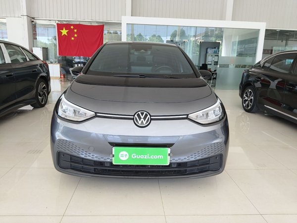 Volkswagen ID.3 2025, 22400 км, за 14817 USD