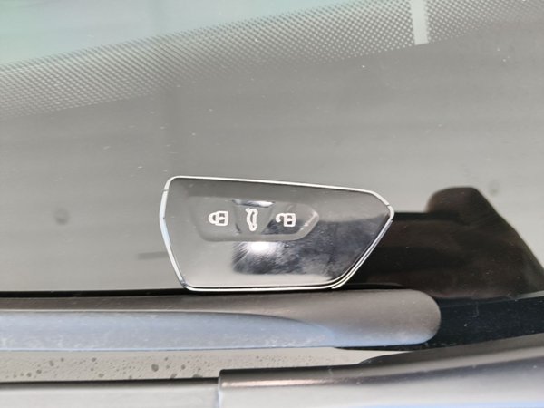 Volkswagen ID.3 2025, 22400 км, за 14817 USD - фото 12