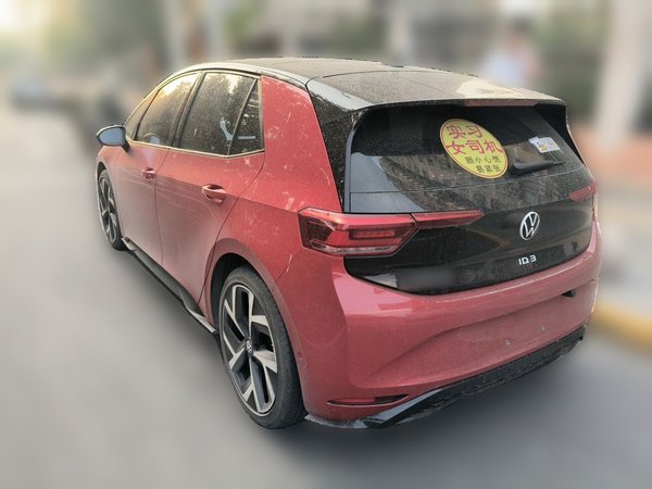 Volkswagen ID.3 2026, 6700 км, за 16925 USD