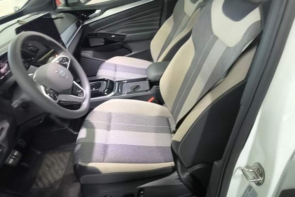 Volkswagen ID.4 CROZZ 2021, 82400 км, за 15185 USD - фото 23