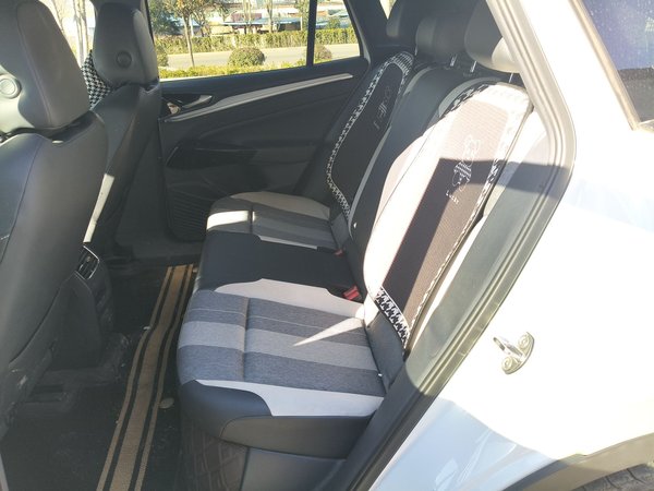 Volkswagen ID.4 Crozz 2022, 69500 км, за 14305 USD - фото 20