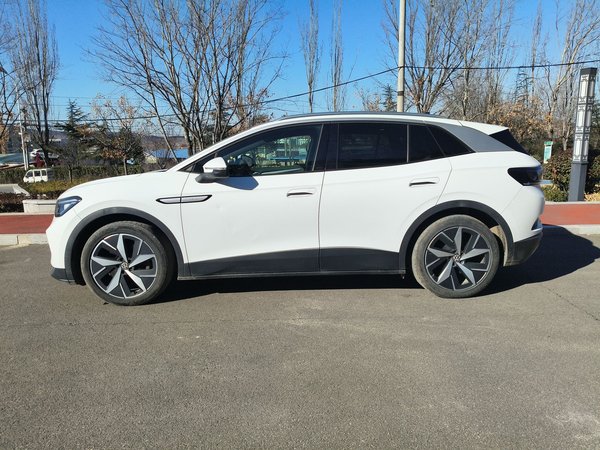 Volkswagen ID.4 Crozz 2022, 69500 км, за 14305 USD