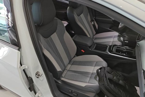 Volkswagen ID.4 CROZZ 2025, 5000 км, за 18054 USD - фото 6