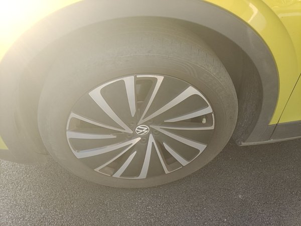 Volkswagen ID.4 X 2021, 60300 км, за 14841 USD - фото 8