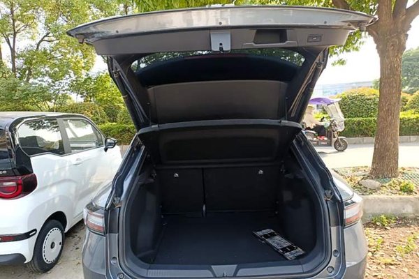Volkswagen ID.4 X 2022, 47000 км, за 15214 USD - фото 22
