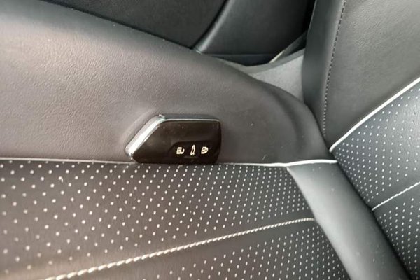 Volkswagen ID.4 X 2022, 47000 км, за 15214 USD - фото 23