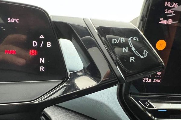 Volkswagen ID.4 X 2023, 29500 км, за 17541 USD - фото 8