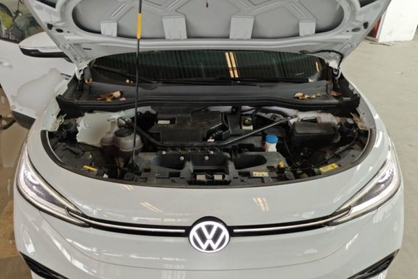 Volkswagen ID.4 X 2023, 79200 км, за 13960 USD - фото 24